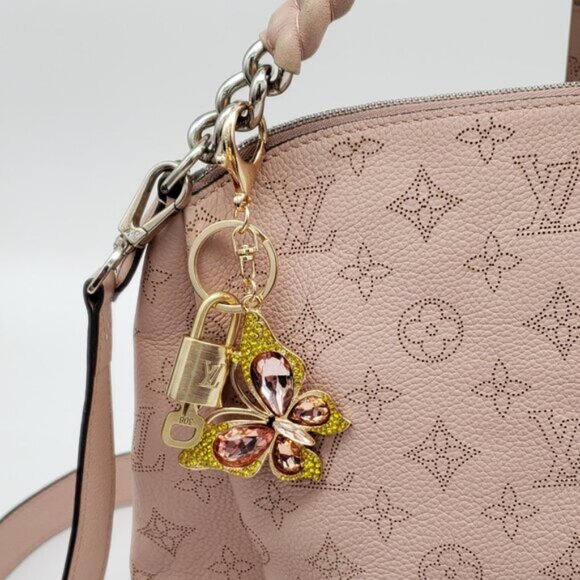 Louis Vuitton Lock & Key with Unbranded Butterfly Charm, Keychain 090925 - Picture 3 of 9